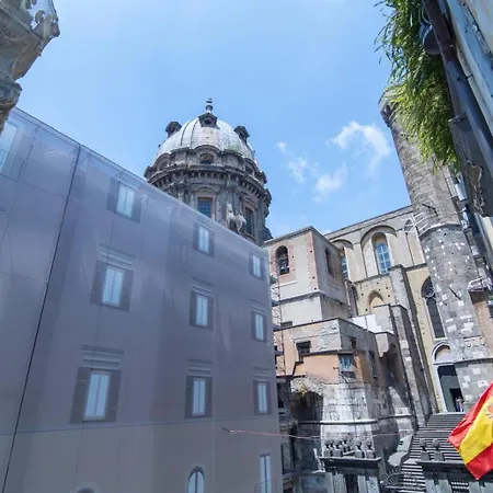 Obelisco Di San Gennaro Konukevi Napoli