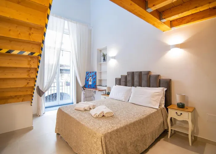 Obelisco Di San Gennaro Pensionat Neapel