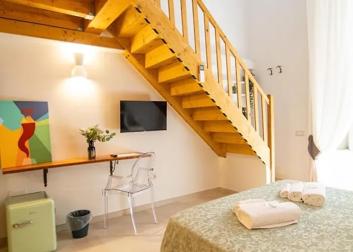 Obelisco Di San Gennaro